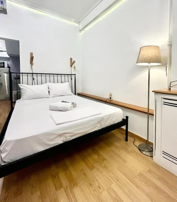Ksenokratous-Kolonaki Cozy Apartment Афины Экстерьер фото